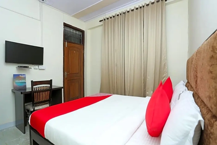 Classic Triple room