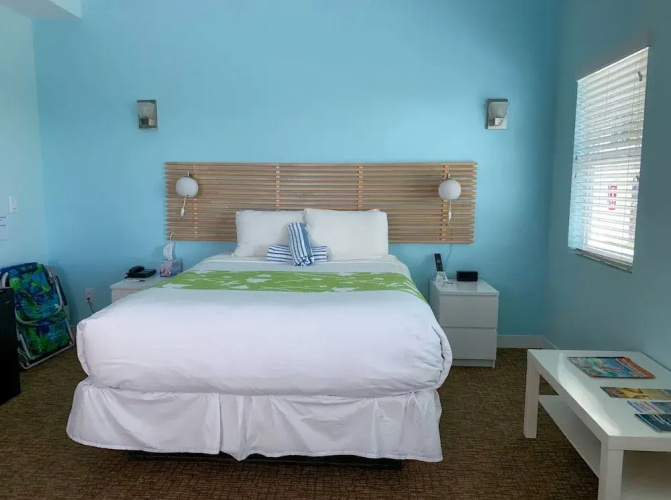 Casey Key Resorts - Beachfront