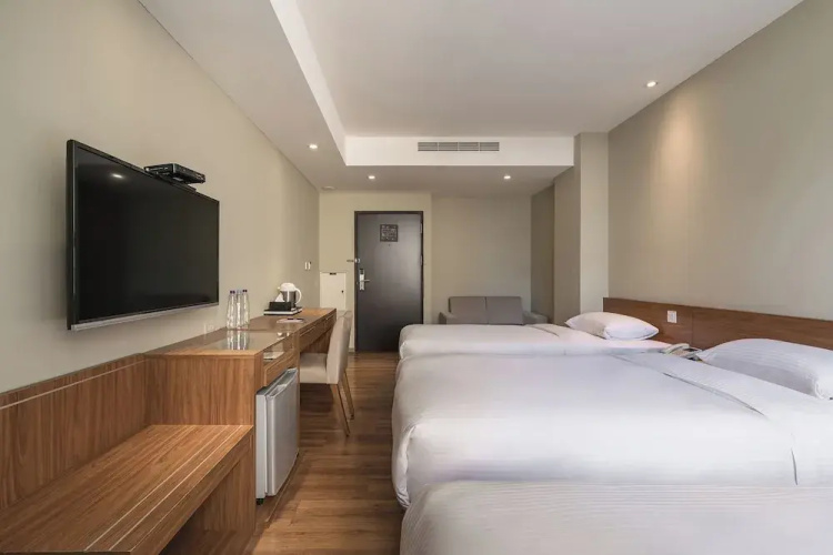 River inn ZihLi