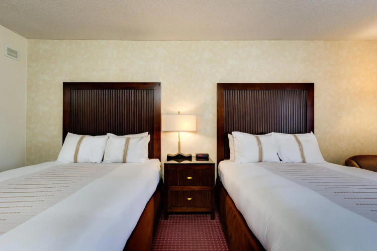 Fireside Inn and Suites