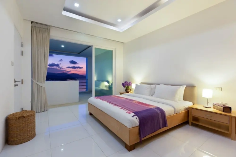 Standard Penthouse room