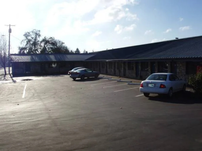Towne and Country Motel