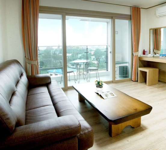 1 Bedroom Standard Family room