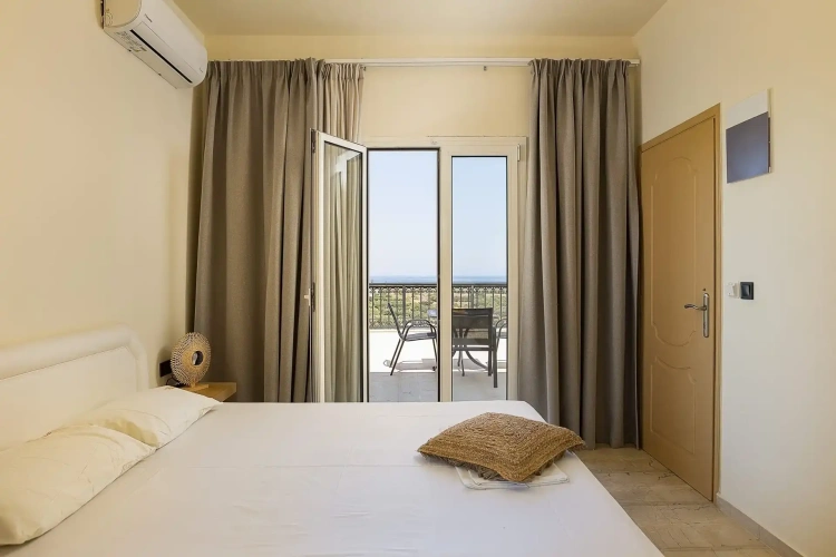 1 Bedroom Apartment with sea view