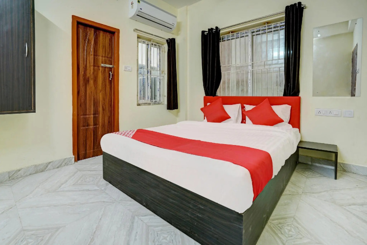 OYO 46648 Avisi Residency