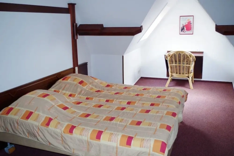 Suite with city view