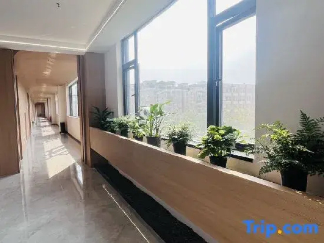 Xingbang Holiday Hotel