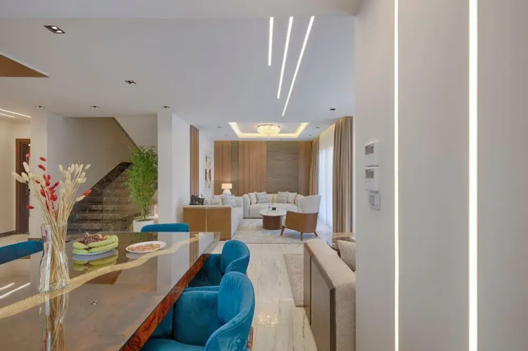 Vesta - Luxury Villa - 3BR - CFC I