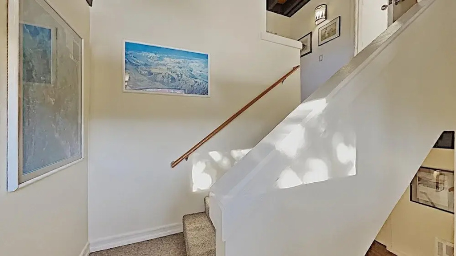 653 4 Bedroom Condo