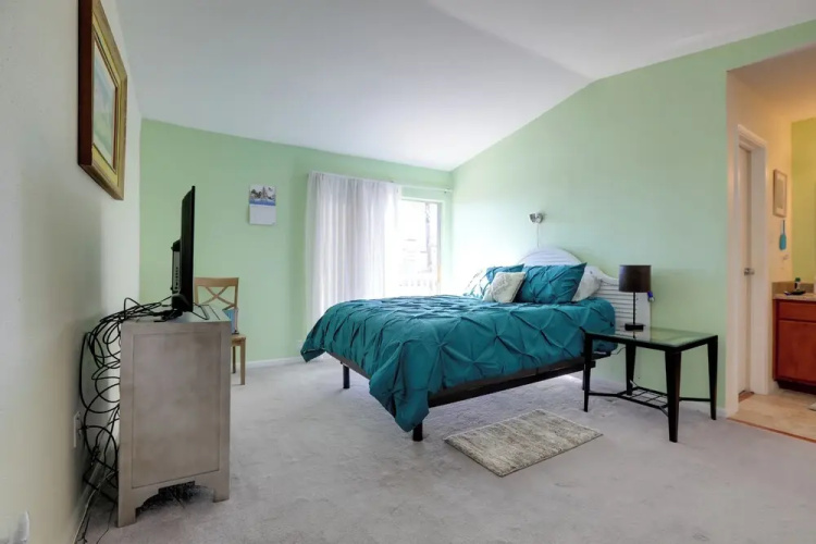 Balcony & Pool Access: Condo in Galveston!