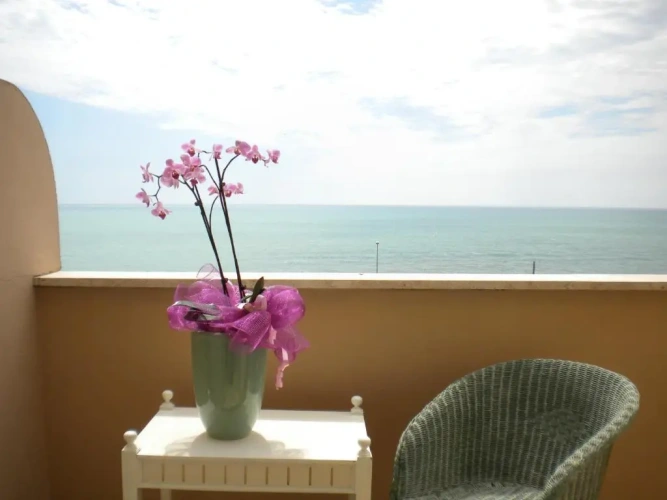 Superior Double room with balcony and with sea view