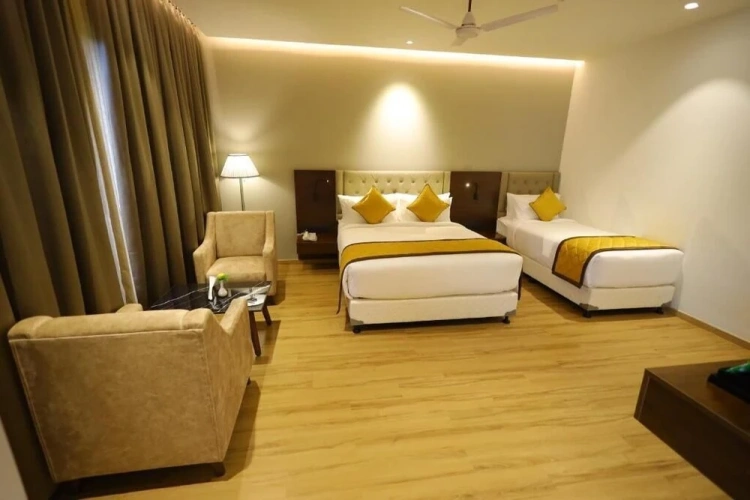 Premium Triple room with balcony and with river view