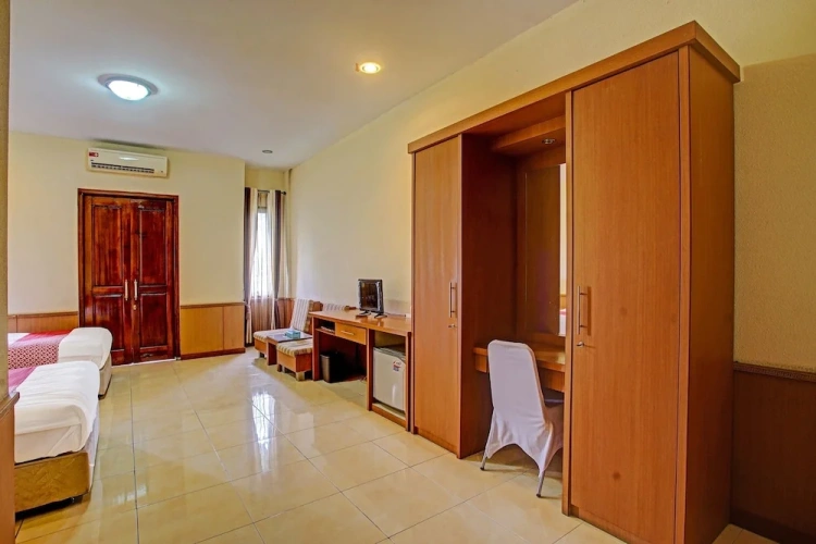 Guest rooms