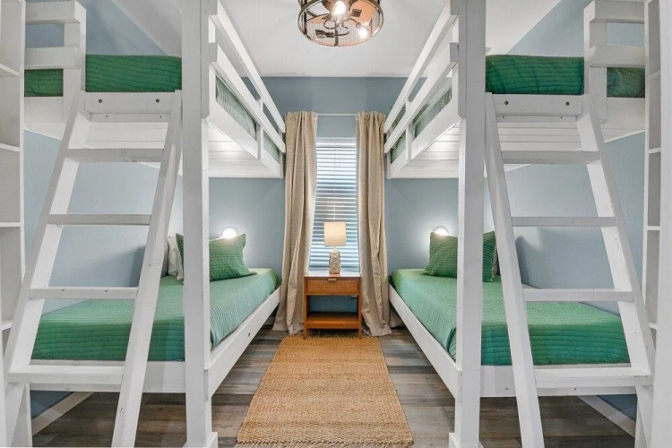 New Marvelous Beach Home 2min From Beach