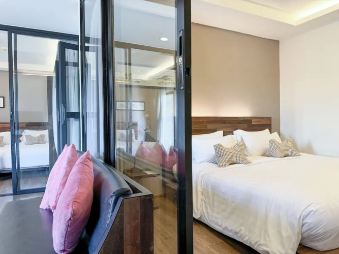 2 Bedrooms Standard Double Family room with city view