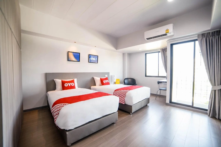 Deluxe Twin room