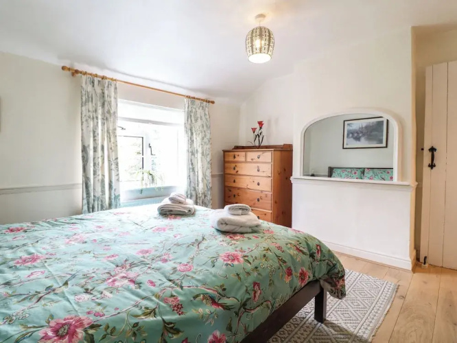 Periwinkle Cottage