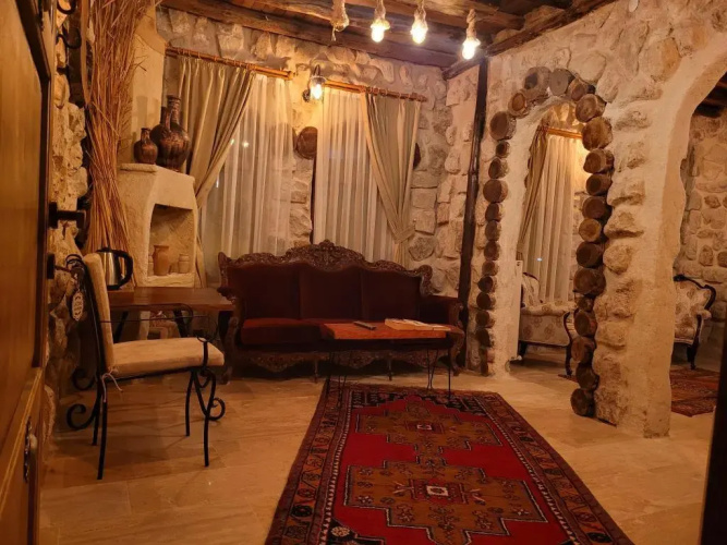 La Di̇as Cave Cappadoci̇a