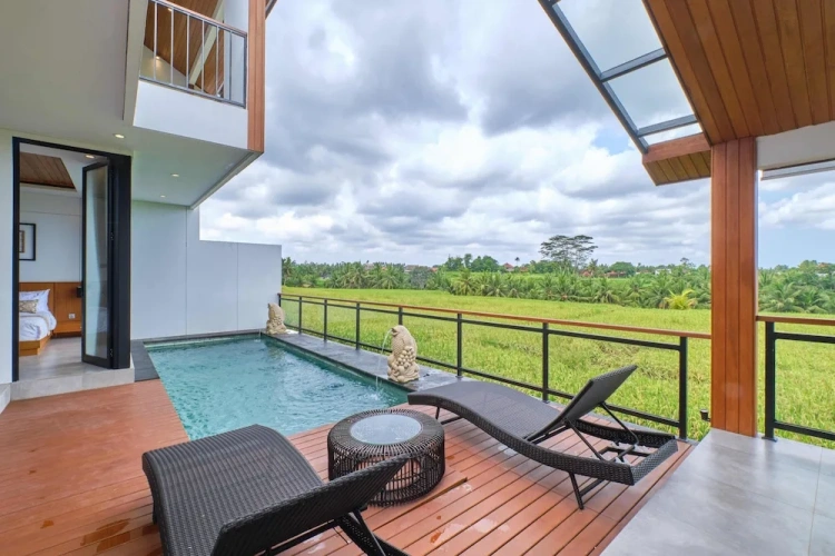 Deluxe Villa