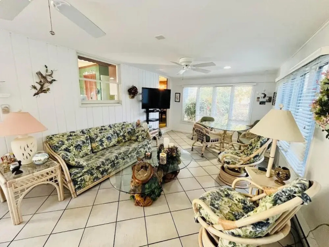 OAK Avenue 33