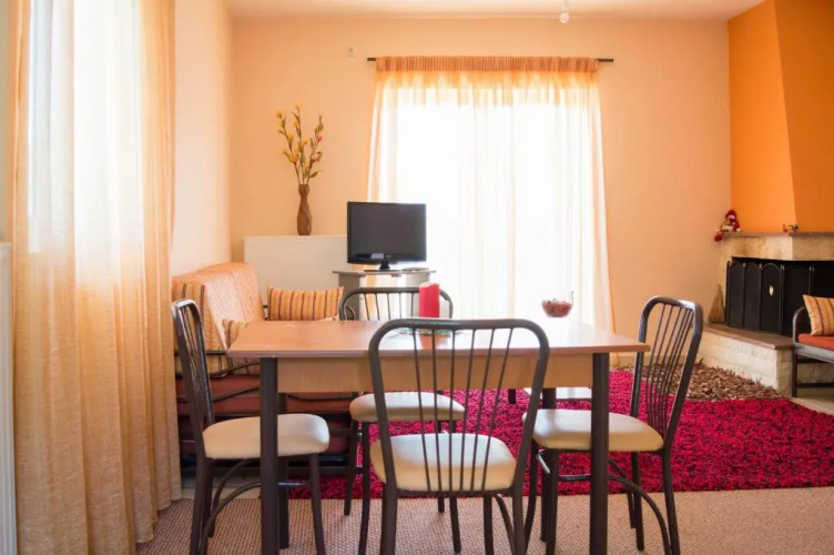 Manesi Apartments