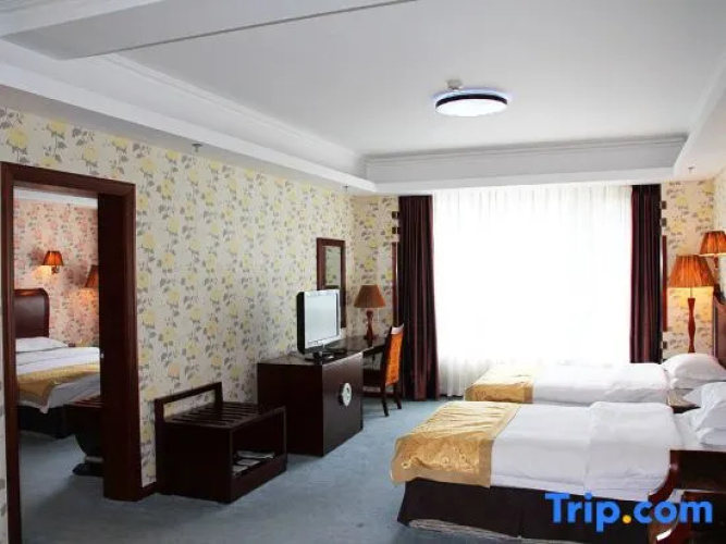 Rongdong Hotel