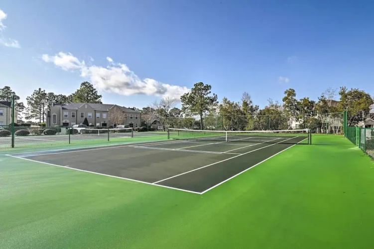 Myrtle Beach Golf Retreat w/ Pool Access!