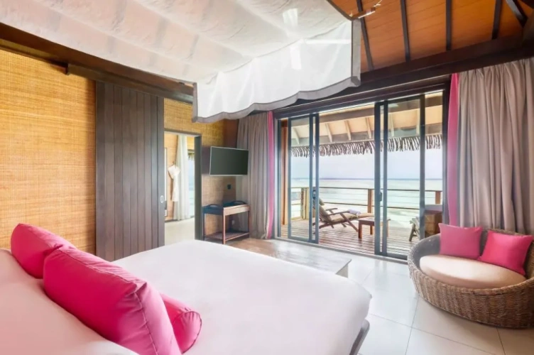 Family Overwater Suite with panoramic view