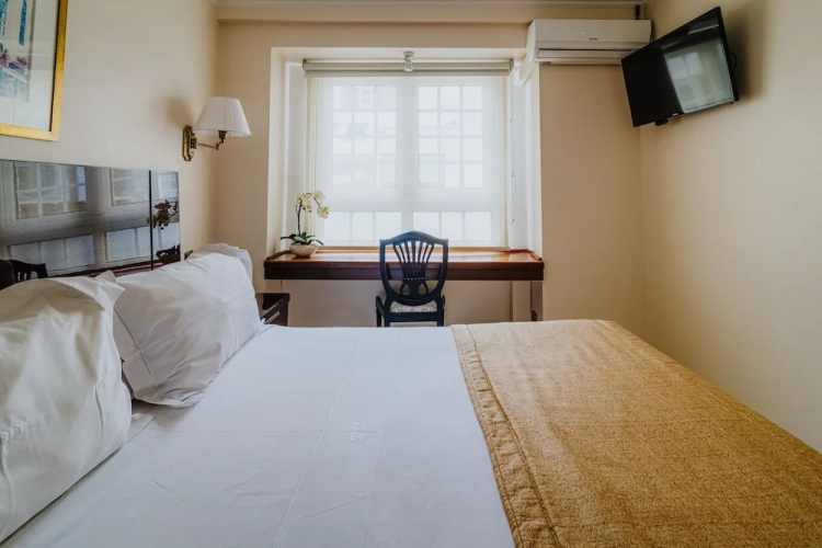 Orly Suites