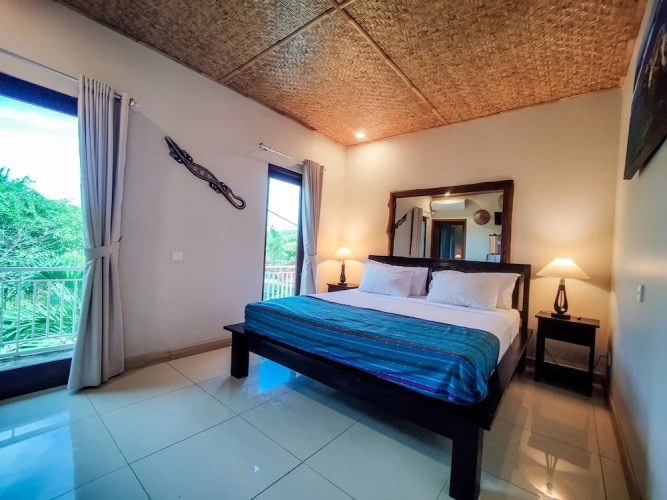 Ekas Surf Resort