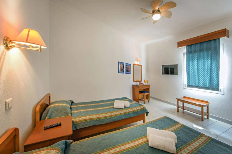 Lazaridis Hotel
