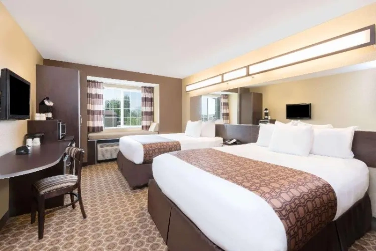 Standard Quintuple room