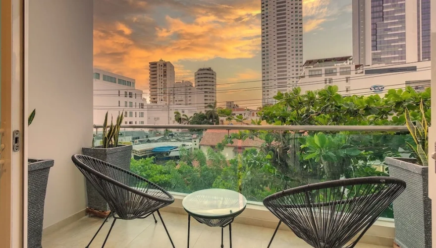 Standard Double room with balcony and with city view