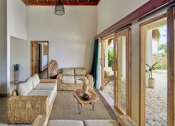 3 Bedrooms Standard room beachfront