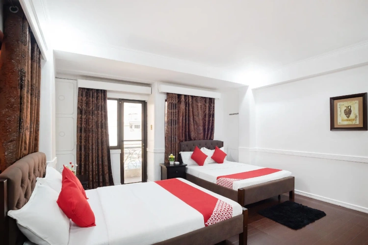 Quadruple Family Suite