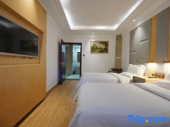 Triple Suite