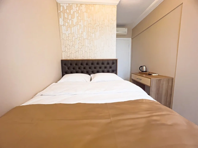 Economy room