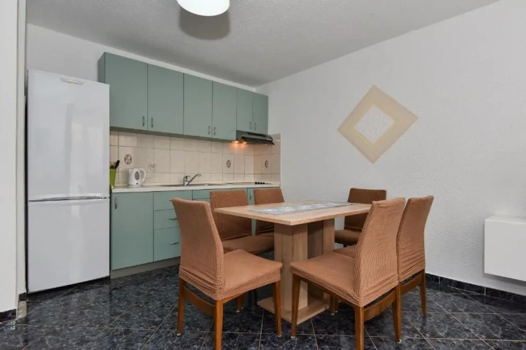 1 Bedroom Apartment with balcony and with view