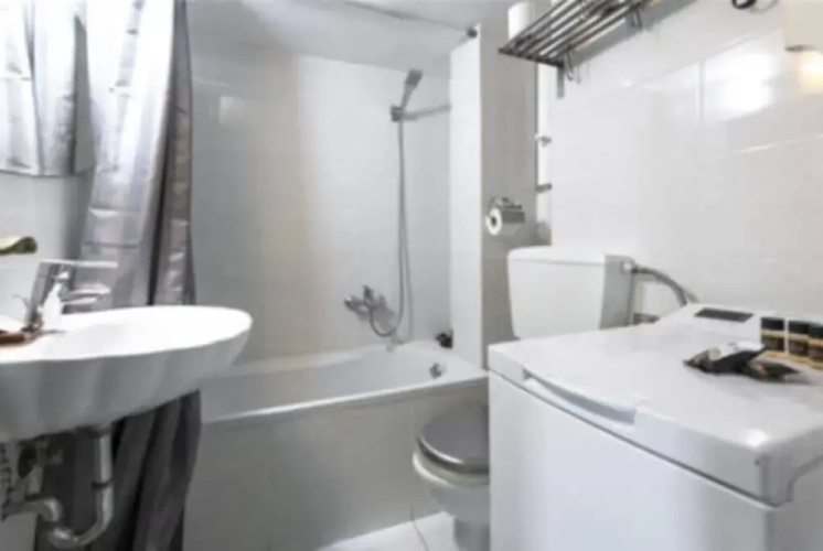 Stylish & cozy apt in Exarchia