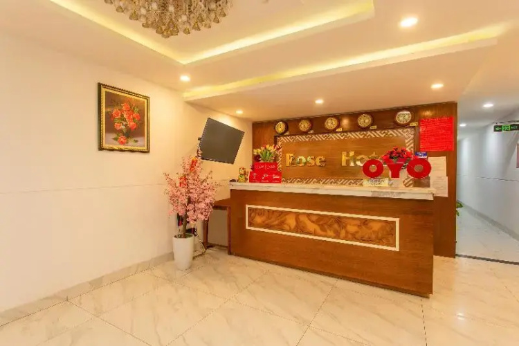 OYO 783 Rose Hotel