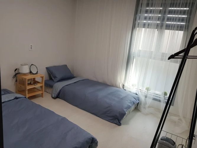 We Home Guesthouse - Hostel