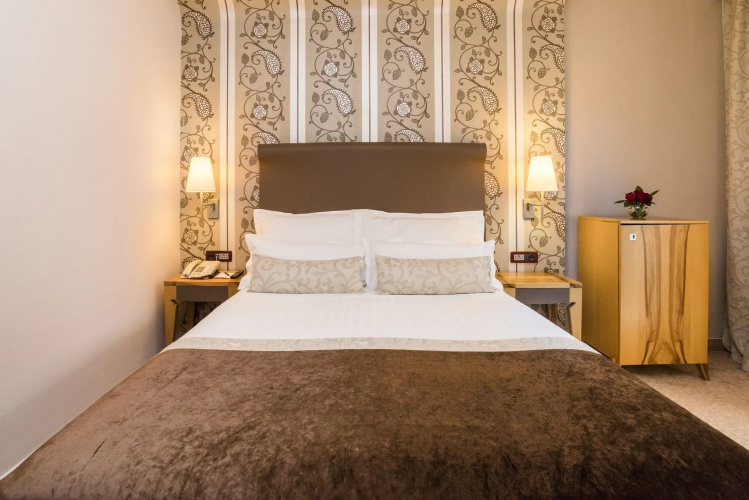 Hotel Pelegrin Plava Laguna