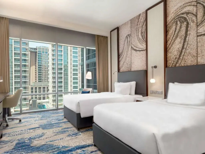 Deluxe Twin room with park view