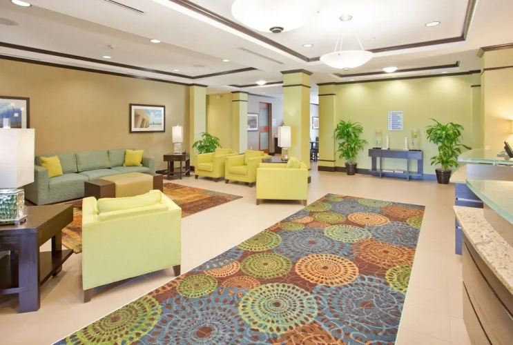 Holiday Inn Express Hotel And Suites St Joseph