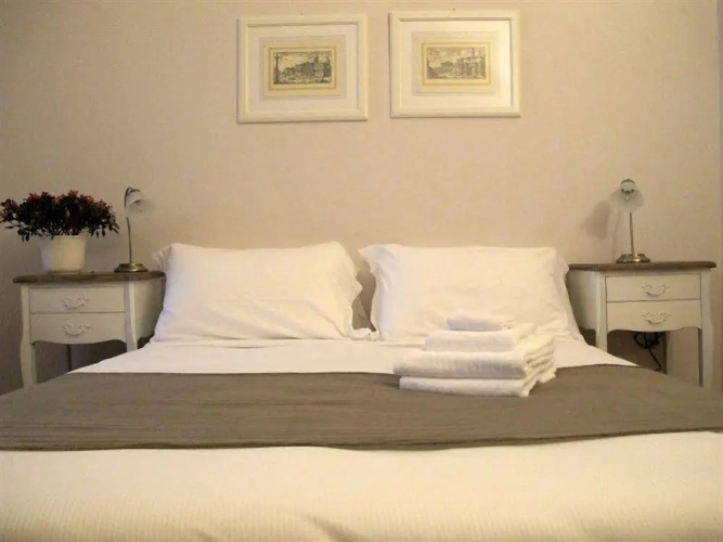 La Maison DArt Suite