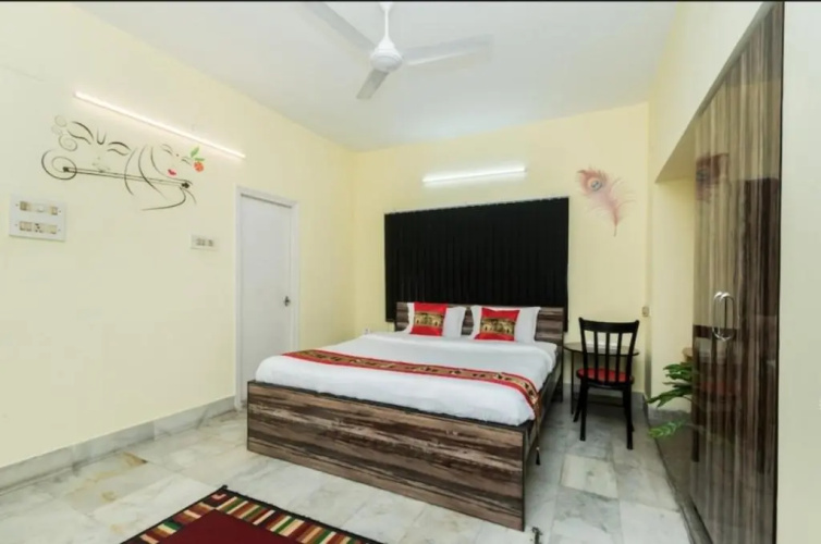 7 Div Guest House