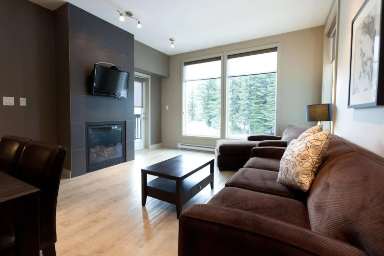 FireLight Lodge