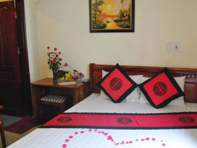 Hanoi Rose Hotel