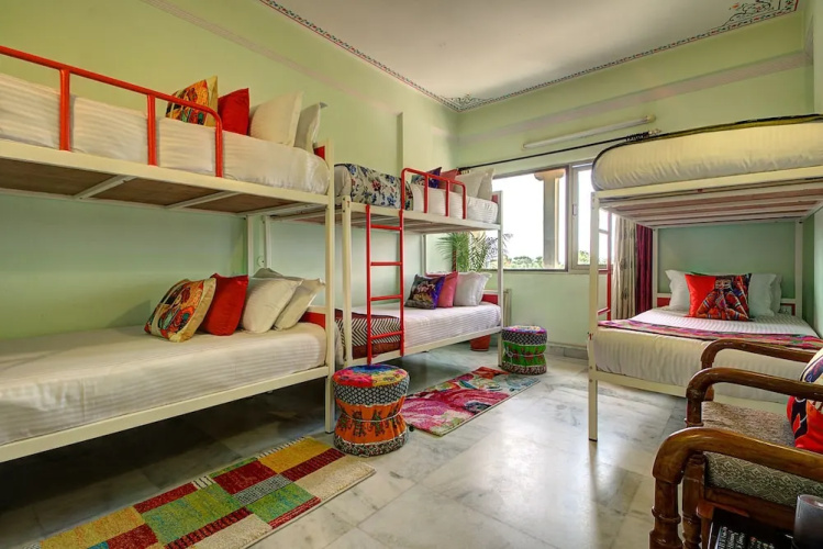 Hostel Genie