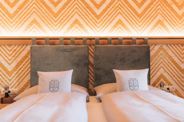 2 Bedrooms Double Apartment